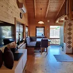 Seewaldhuettn * Oberaichwald (Carinthia)