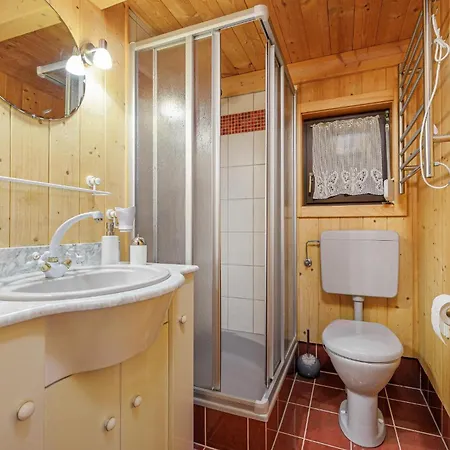 Seewaldhuettn * Oberaichwald (Carinthia)